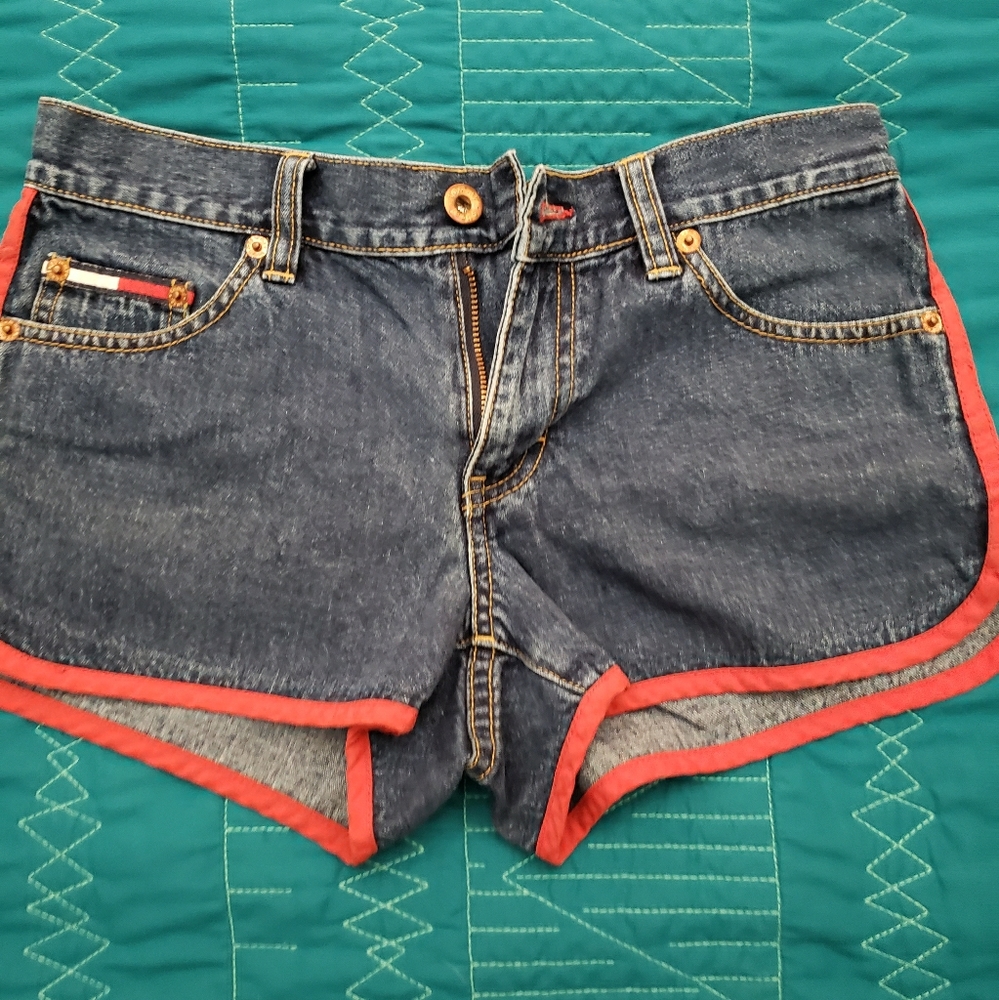 Tommy Shorts
